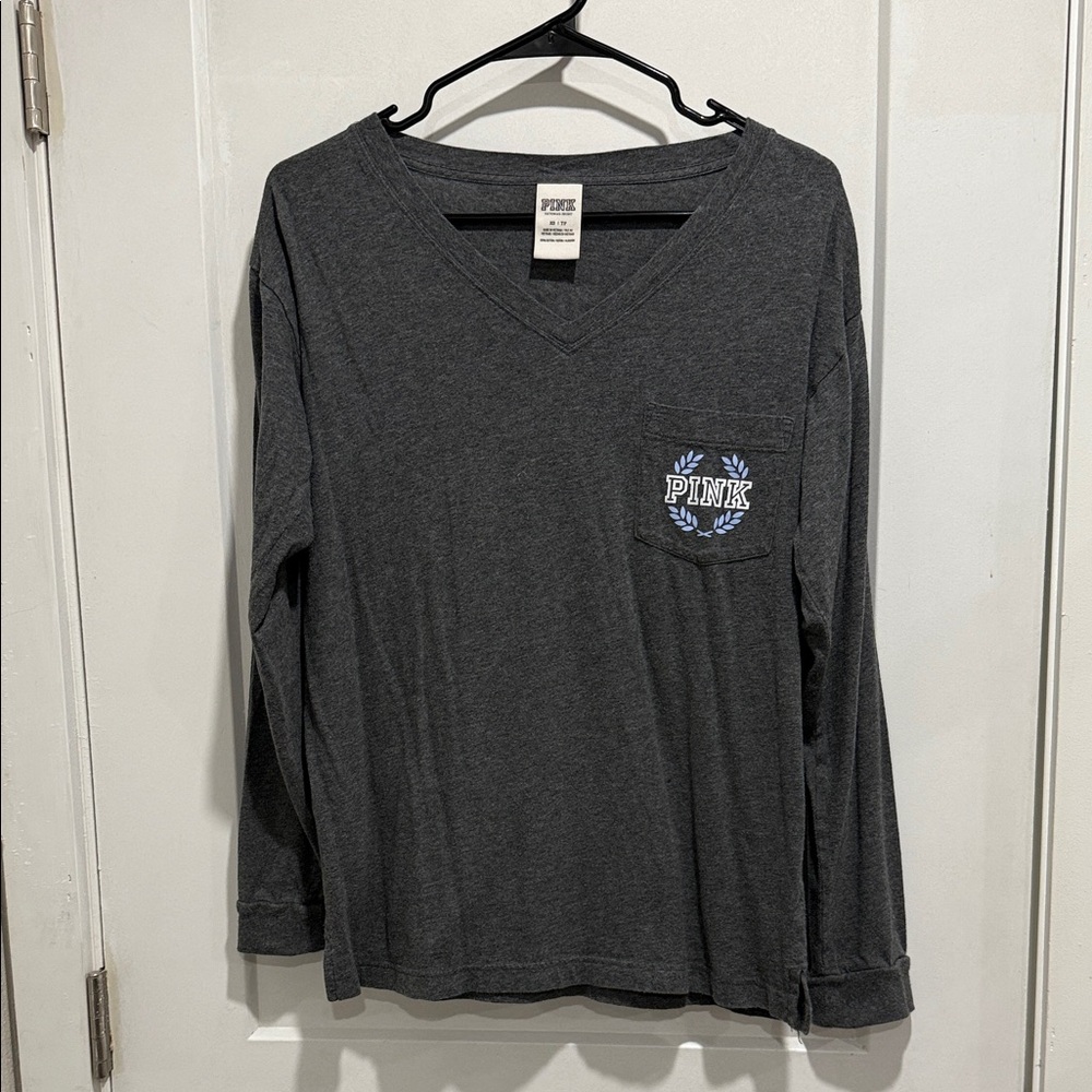 PINK Victoria's Secret Dark Gray Women’s Long Sleeve V-Neck